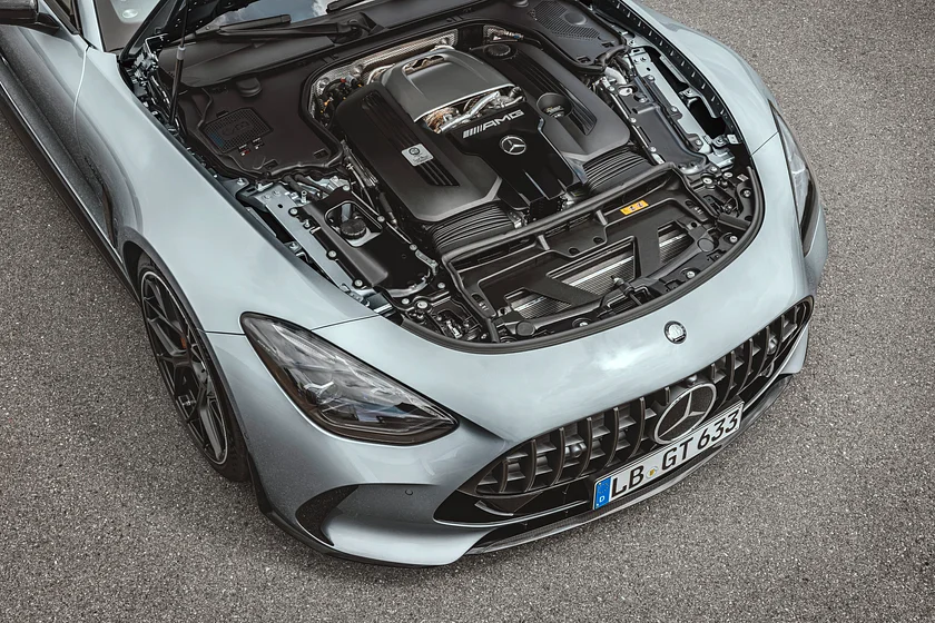 أداء-مرسيدس-AMG-GT-2024