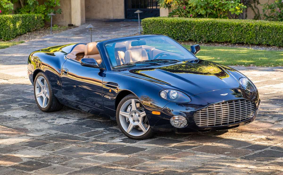أستون مارتن Aston Martin DB AR1 تصميم