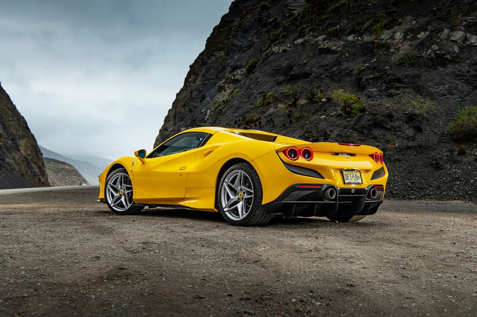 ferrari_f8