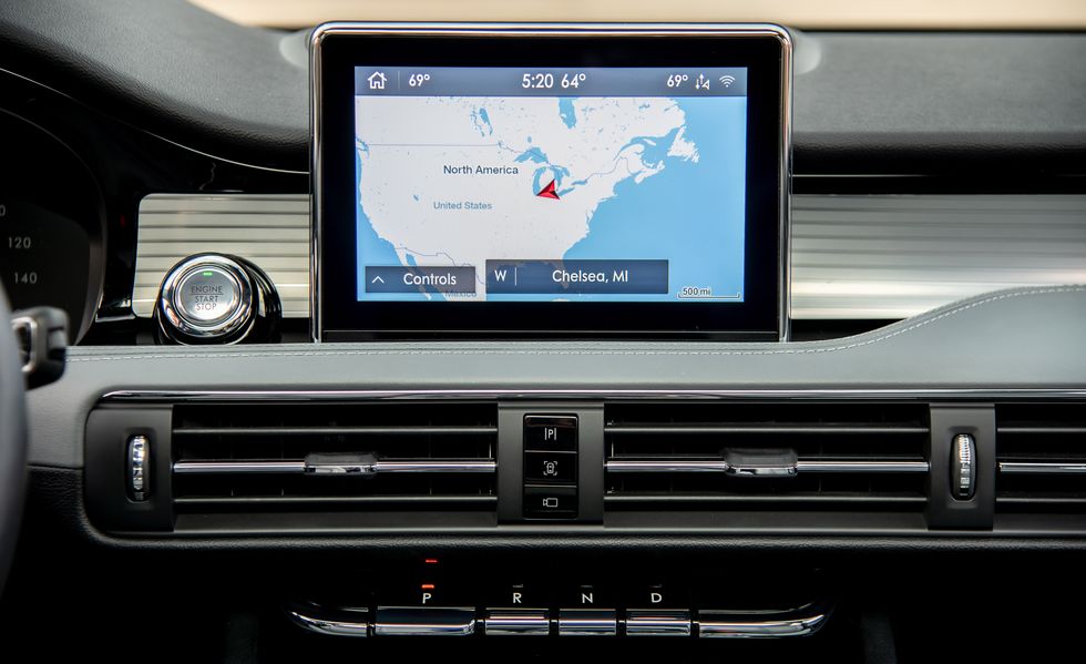 Lincoln Corsair 2022 imterior