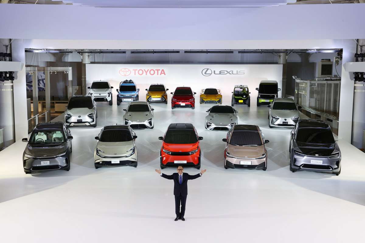 30-EV-toyota-lexus