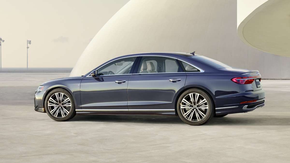 Audi-A8-2022