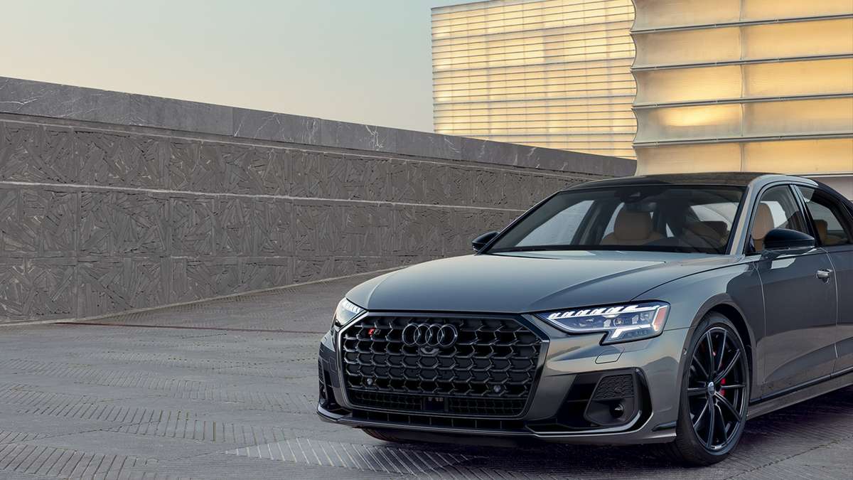 Audi-A8-2022