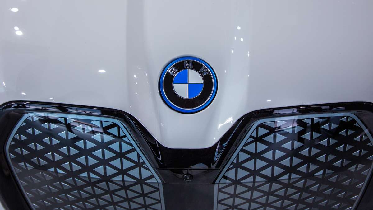 bmw logo