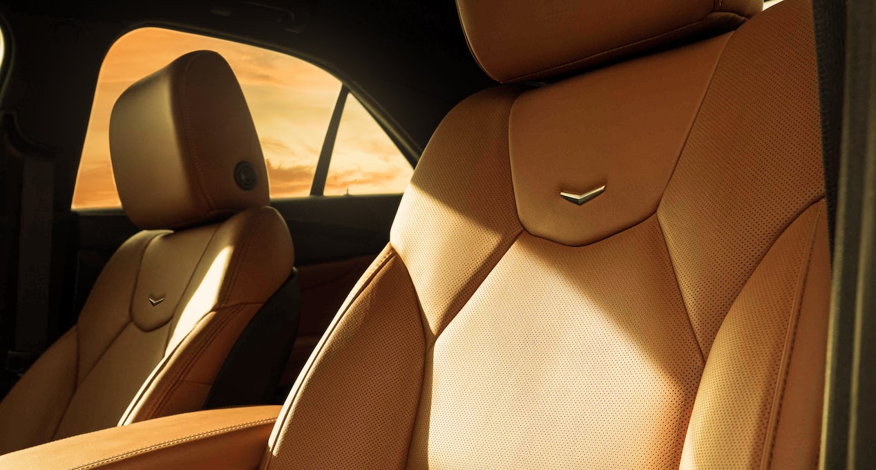 the 2022 Cadillac CT4 interior