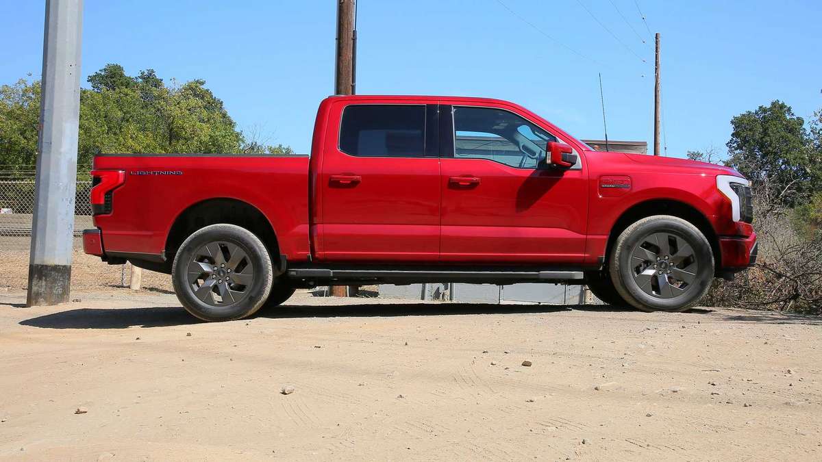 فورد F-150 Lightning الكهربائي