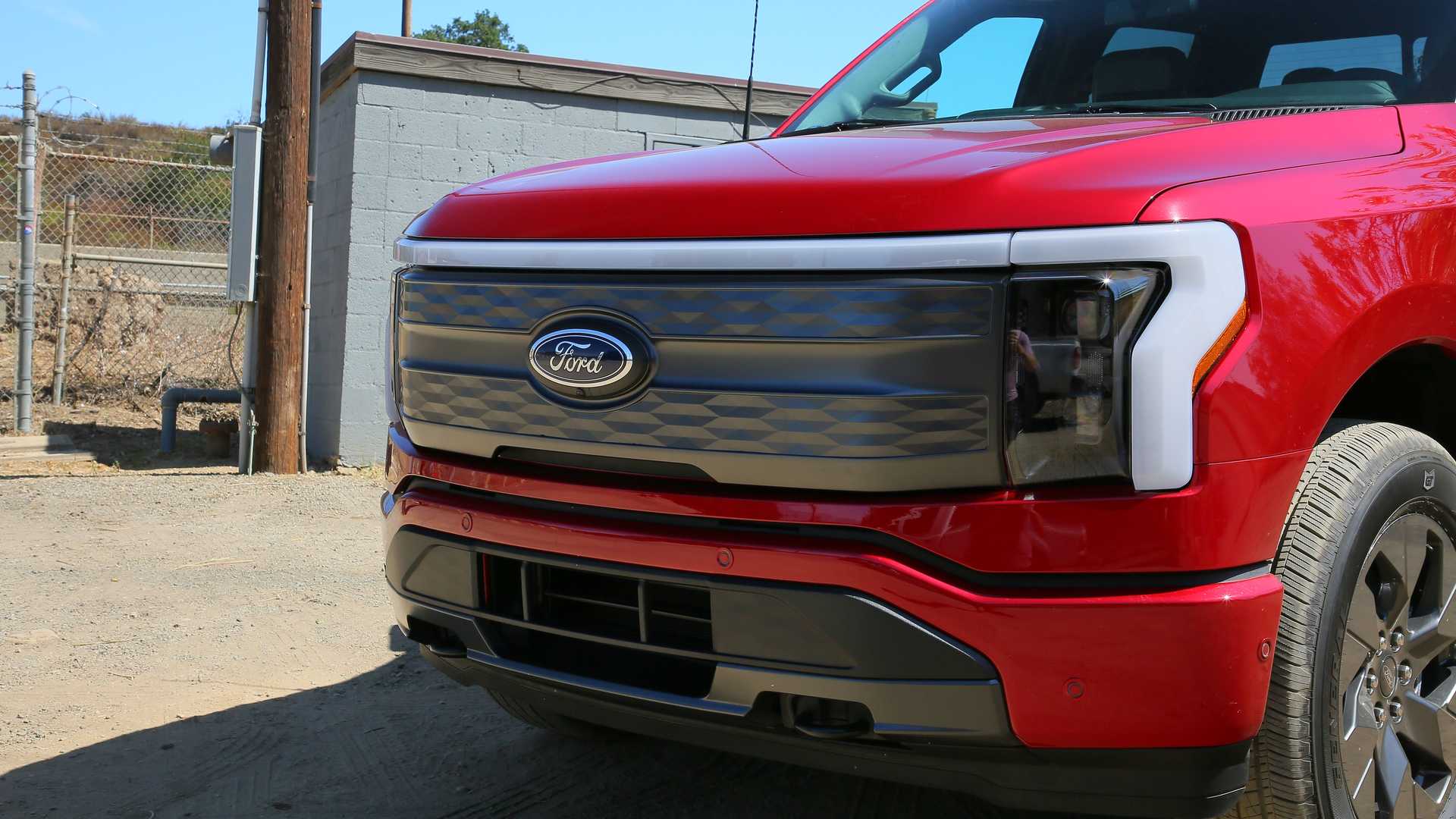 فورد F-150 Lightning الكهربائي مقدمة