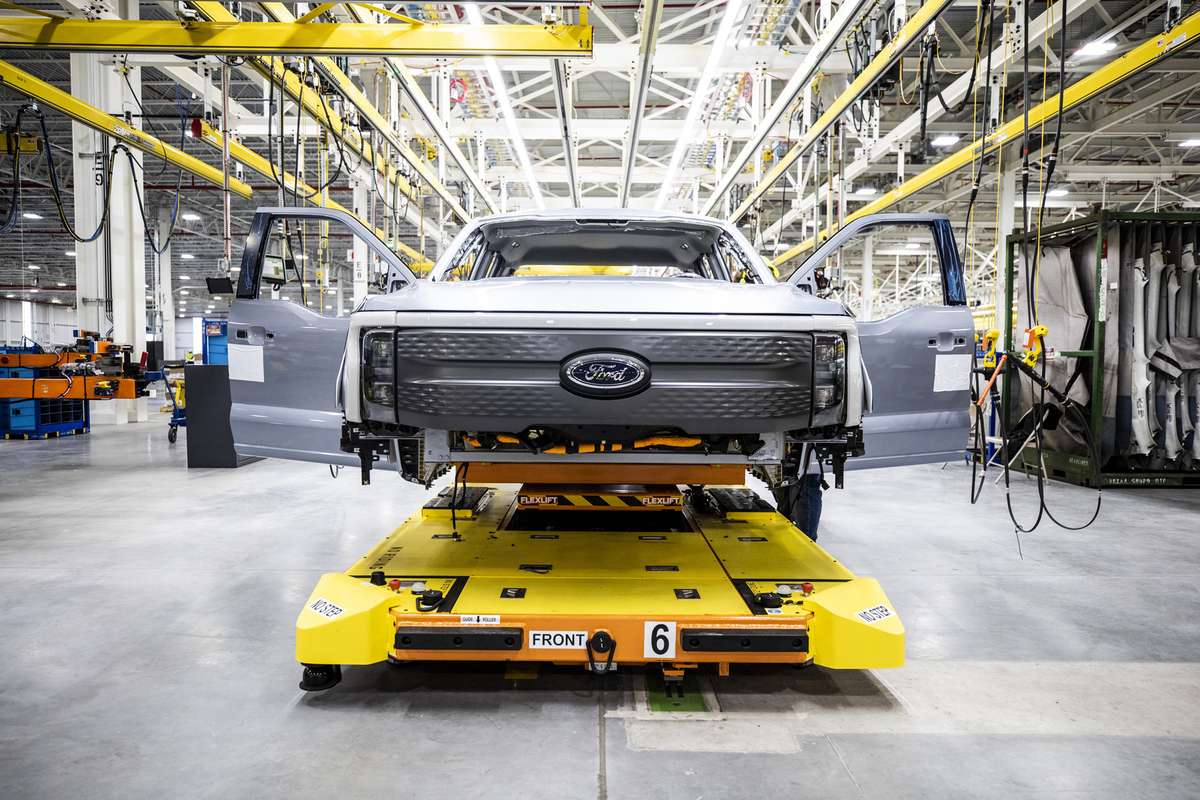 F-150 لايتننج