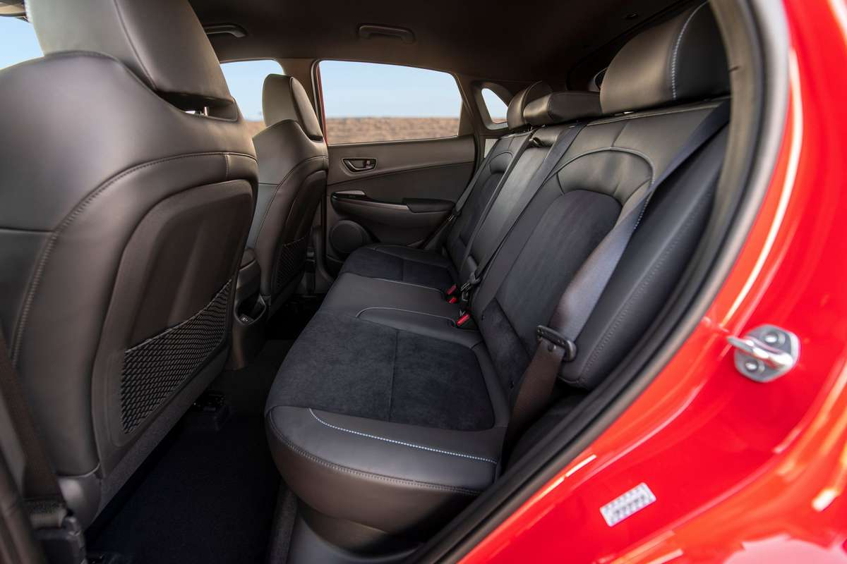 2022-Hyundai-Kona-interior