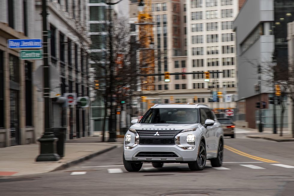 Mitsubishi-Outlander-2022-exterior-design