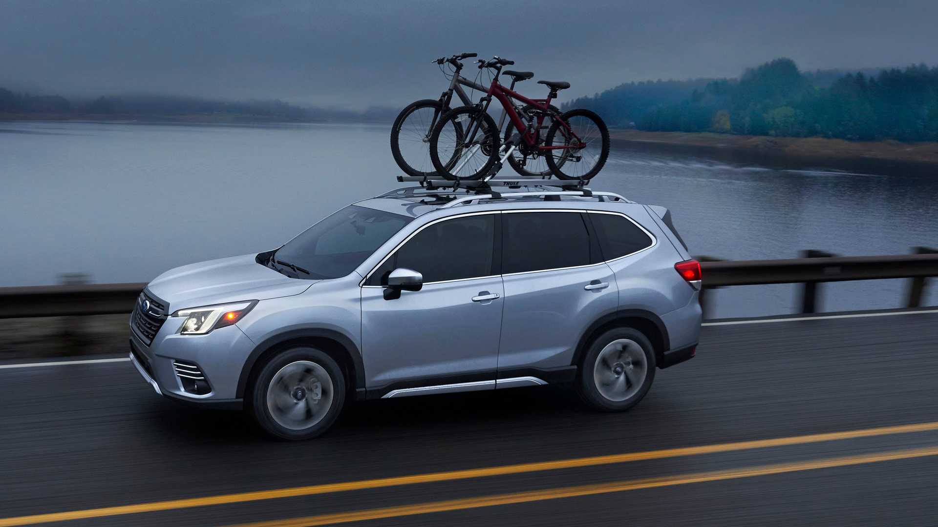 forester-subaru بسقف متين