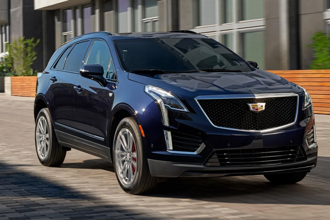 2022 Cadillac XT5 front