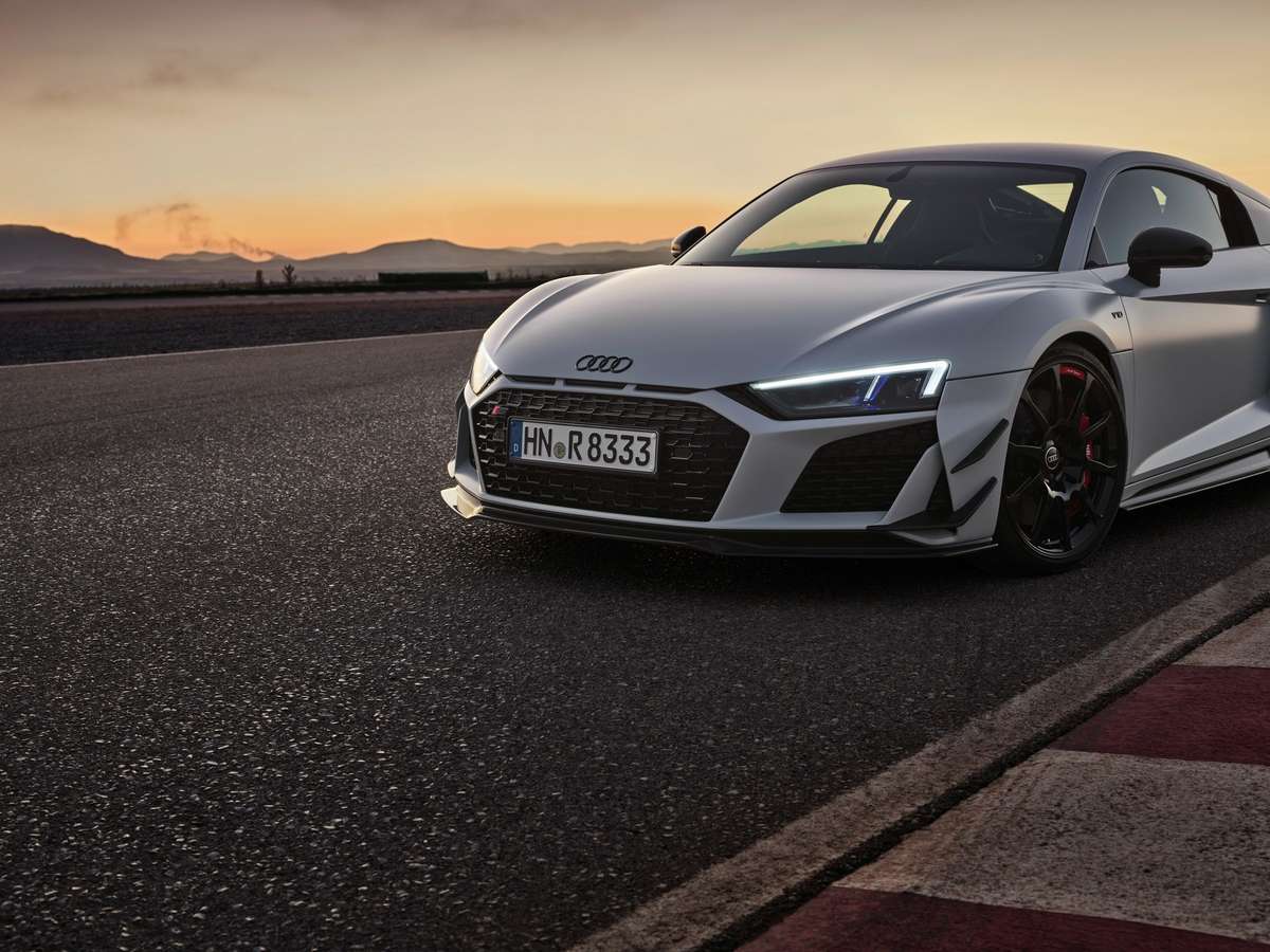 2023 Audi R8 Coupe GT شبك أمامي