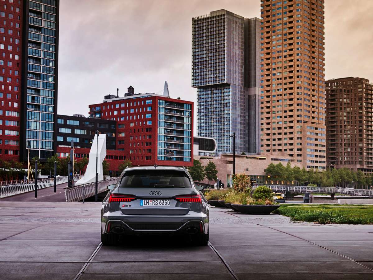 شكل  أودي RS6 Avant وأودي RS7 Sportback 