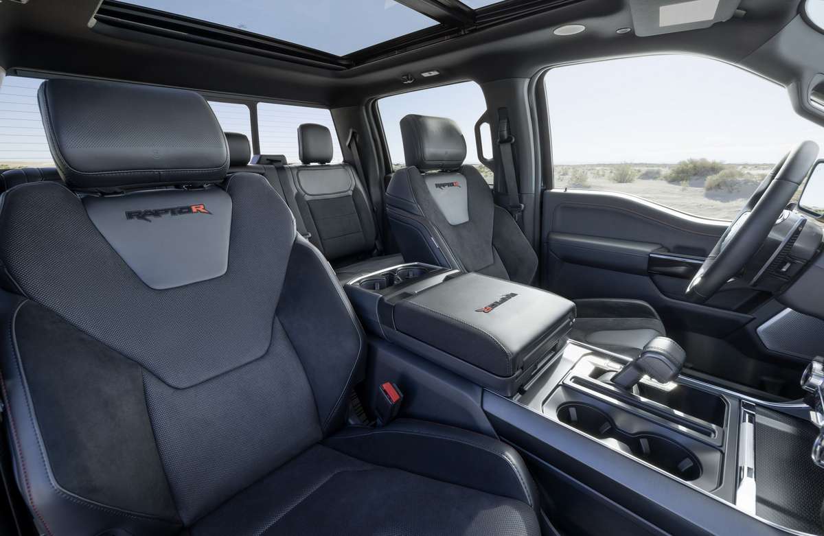 interior F-150 Raptor R 