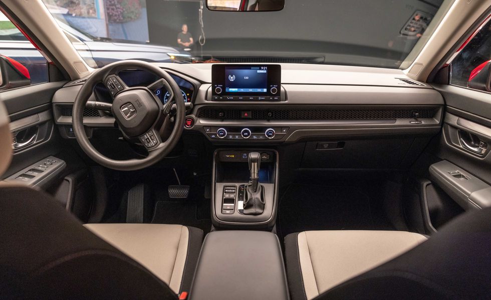 هوندا CR-V 2023 داخلية