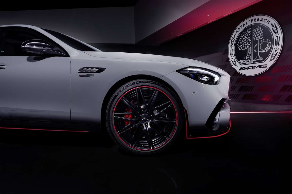 2023_mercedes_amg_c_63_s_e_performance_brings_a_touch_of_f1_with_new_special_edition