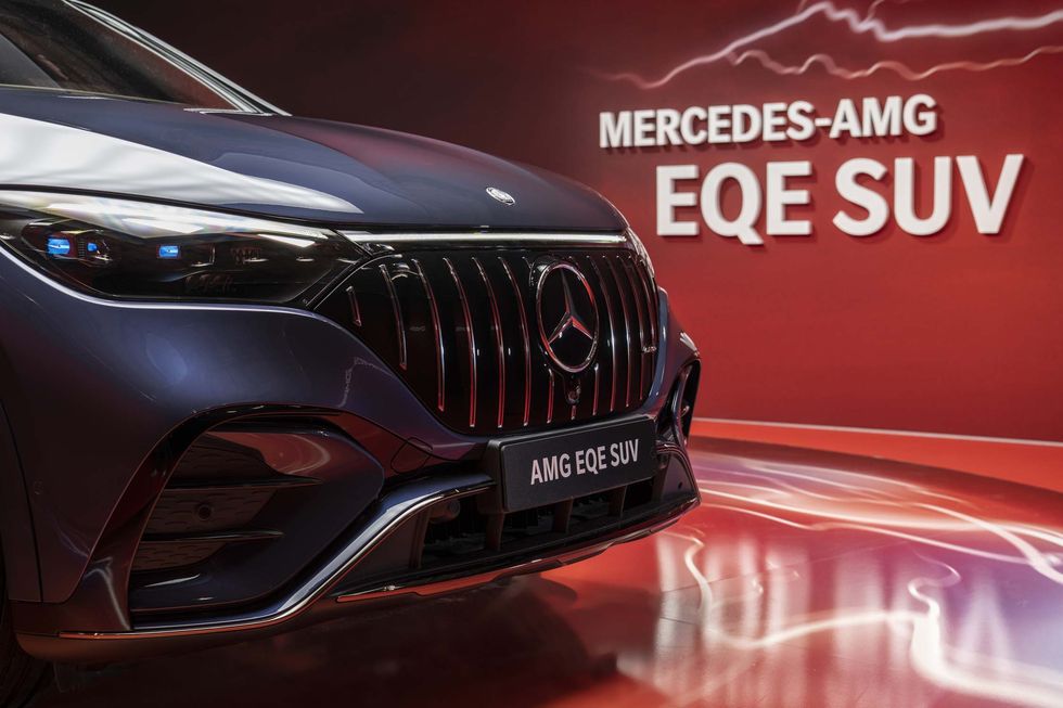  EQE SUV 2024 شبكة 