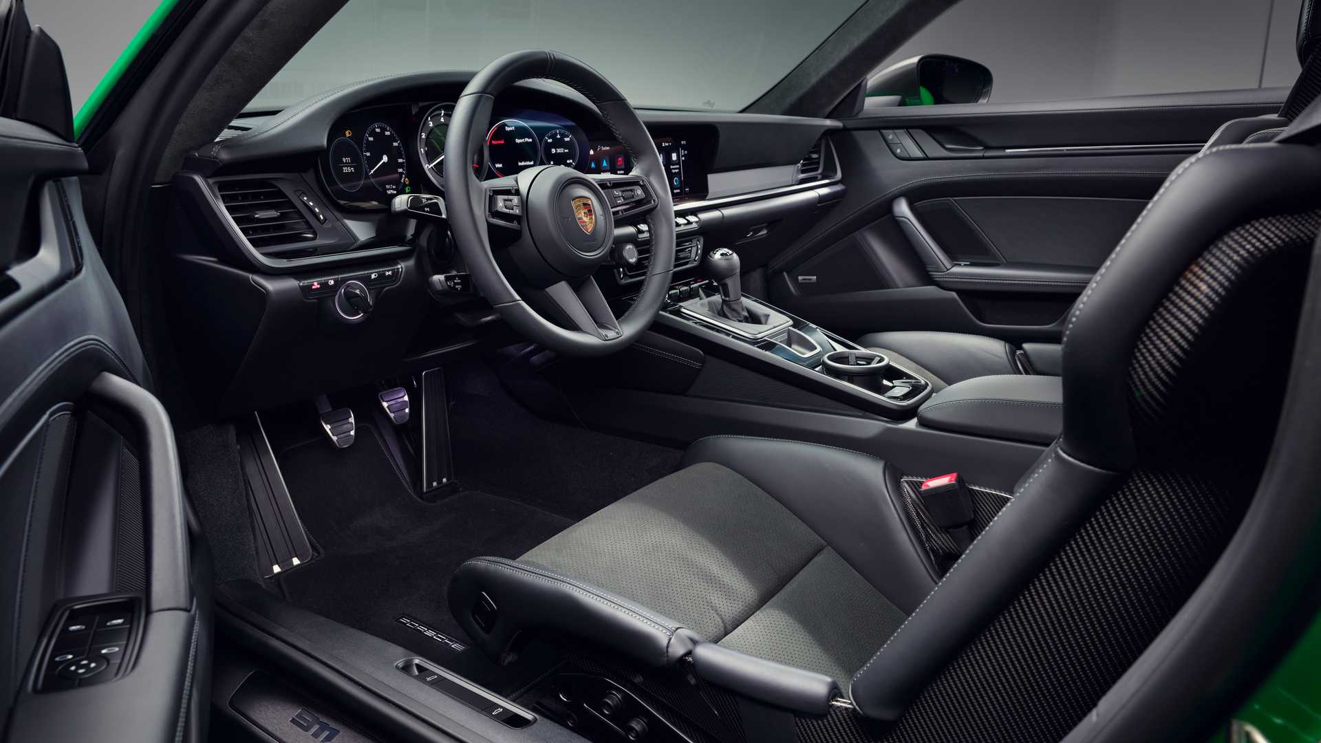 911 Carrera Tمقاعد بورش 