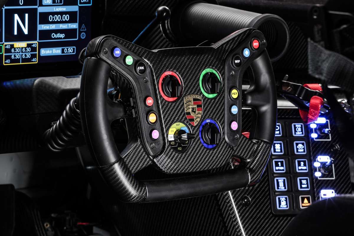 2023_porsche_911_gt3_wheeldrive