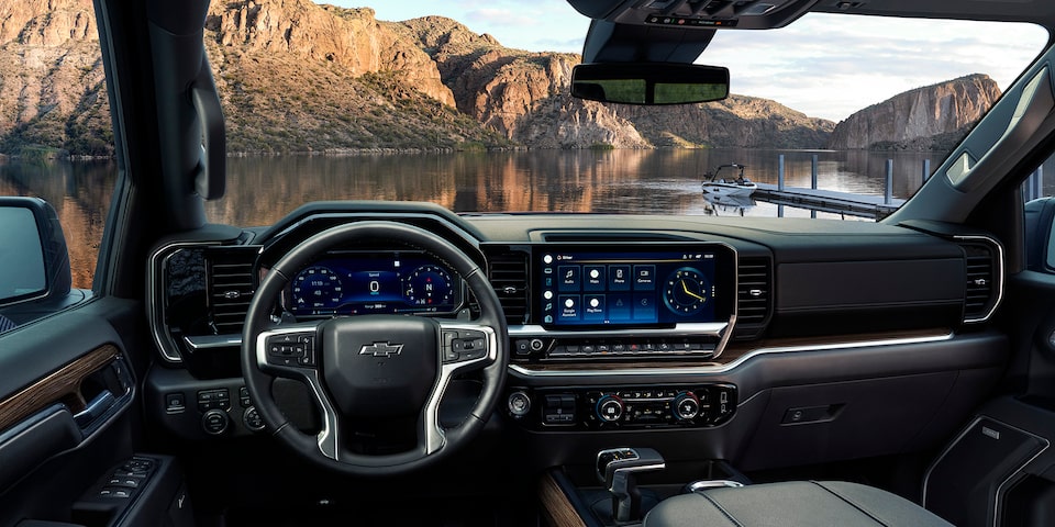  2023 Chevrolet Silverado interior