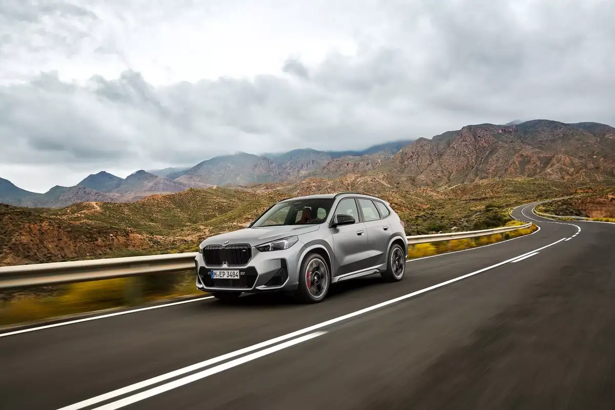 bmw-x1-2024