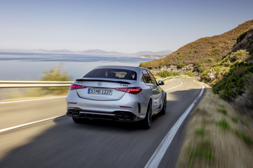 مرسيدس AMG c-63