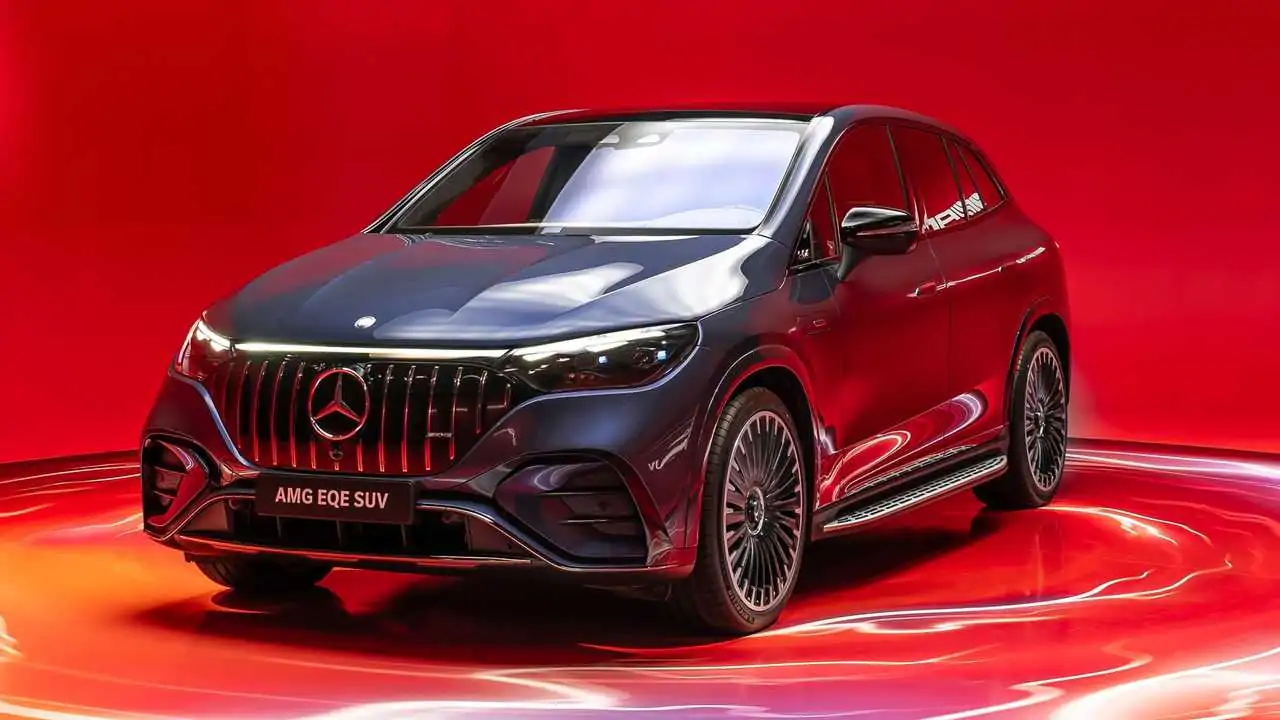 مرسيدس EQE SUV 2024