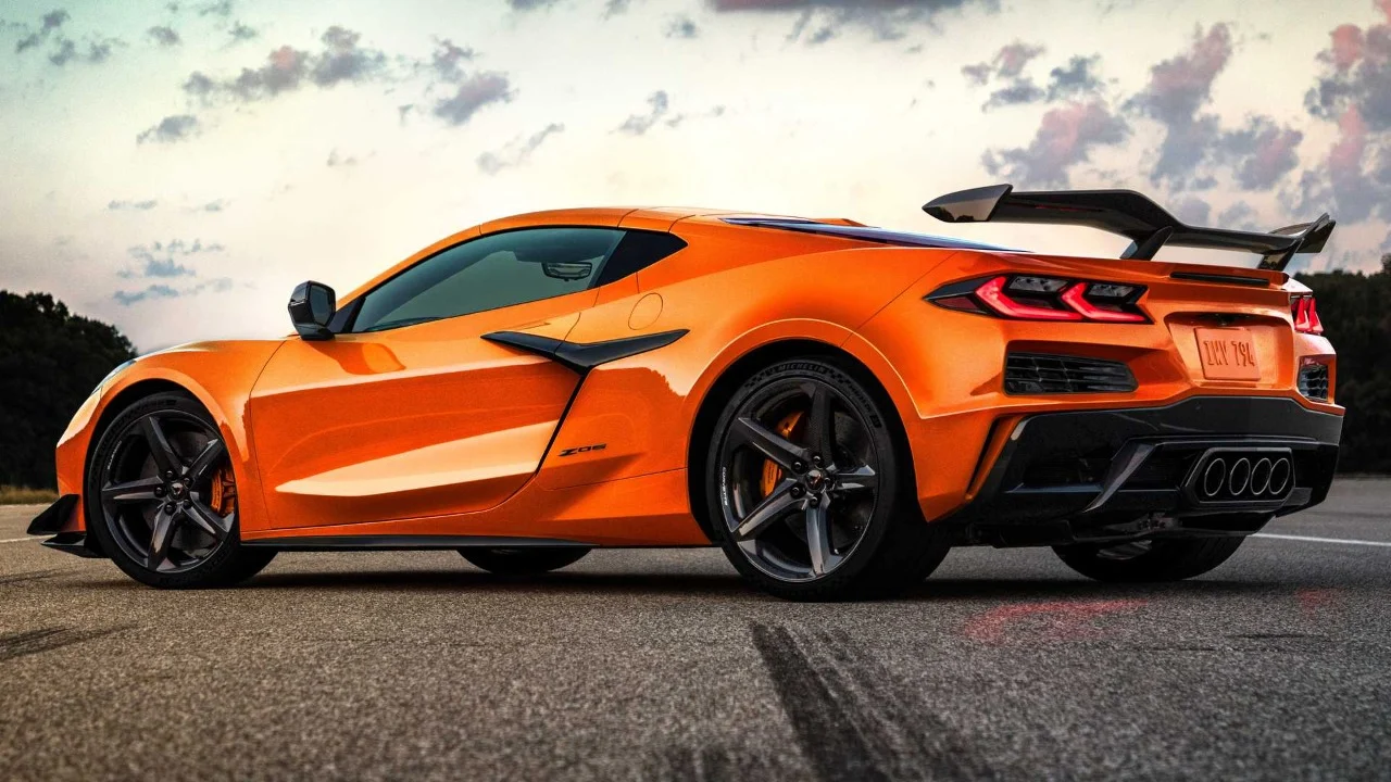chevrolete corvette 2023