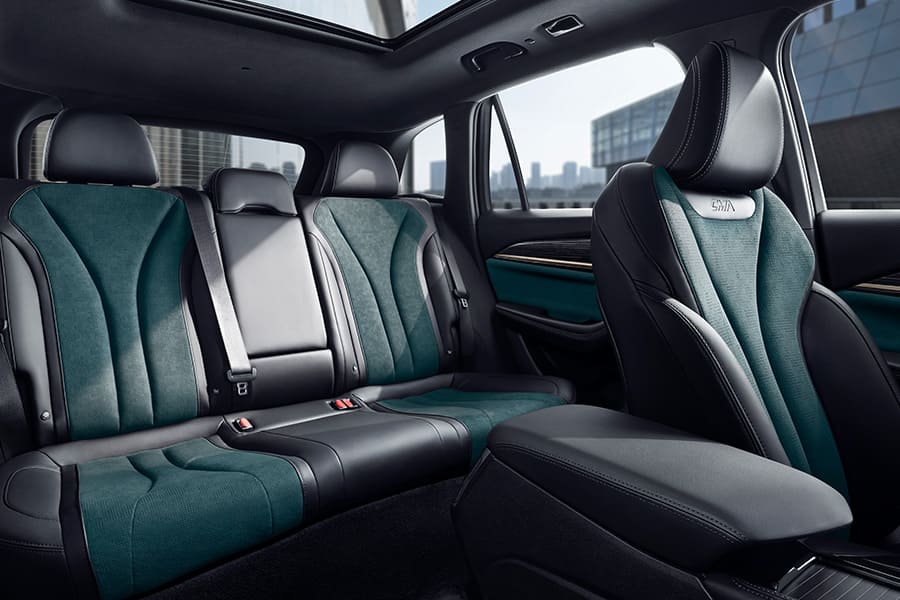 Geely-Monjaro-interior