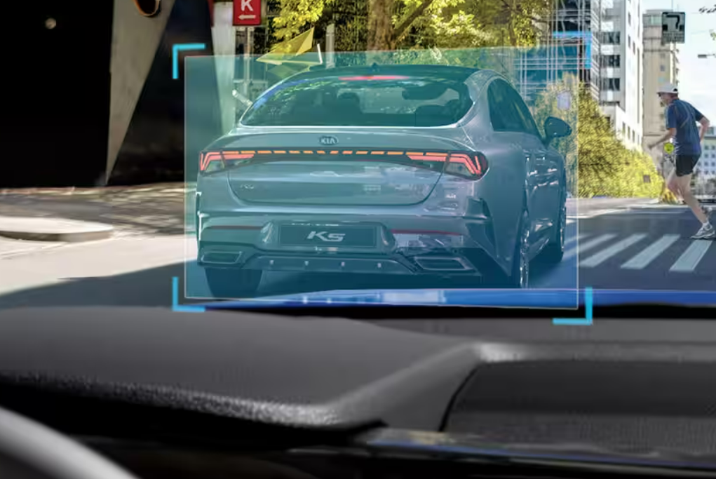 Kia-K5-Hybrid-2023-safety 