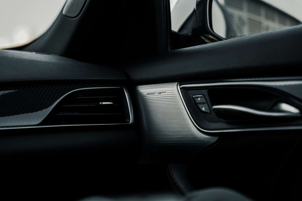 cadillac-CT5-doors