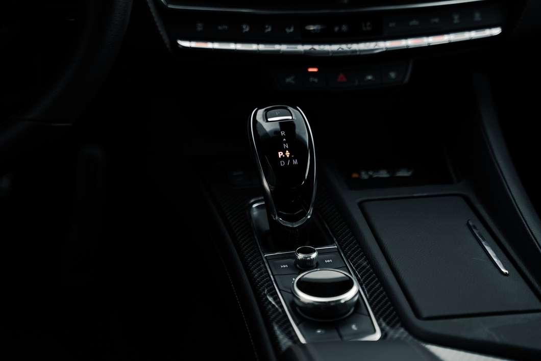 cadillac-CT5-transmission