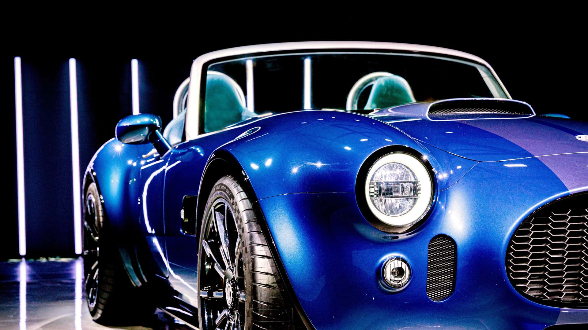 كوبرا تصميم Cobra GT Roadster