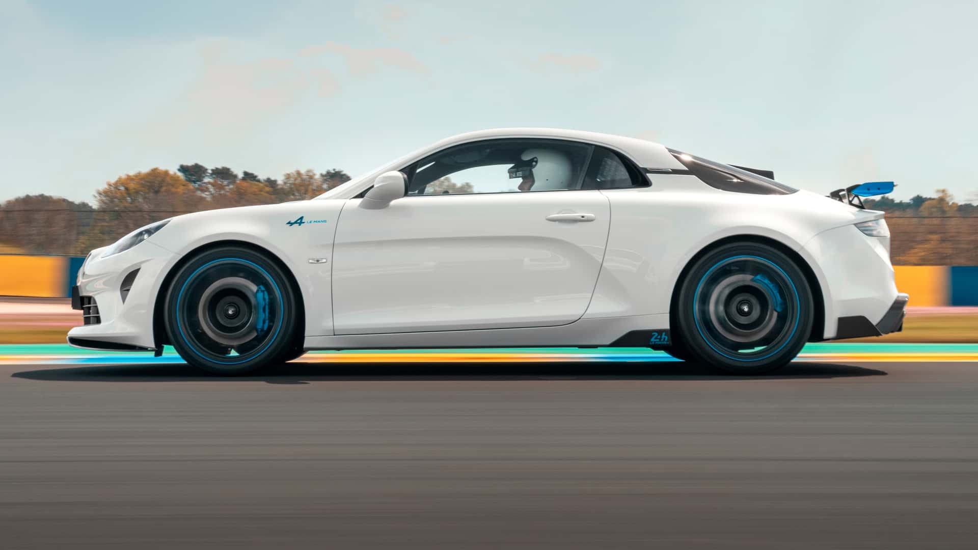 ألبين A110 R
