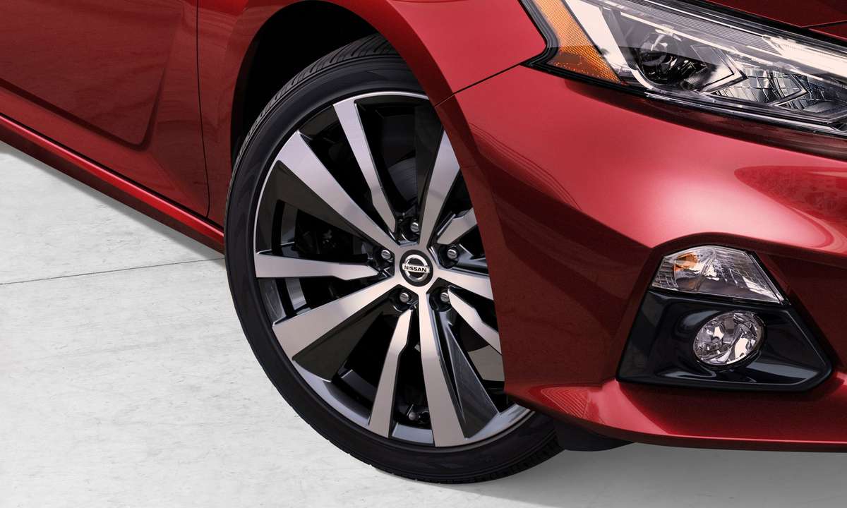 Nissan-altima-2022