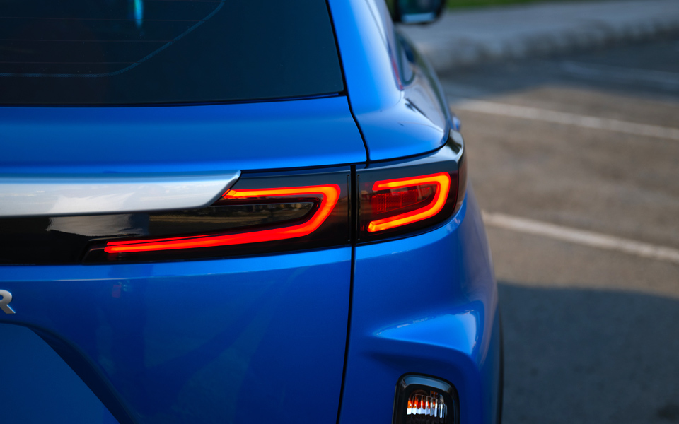 2023 Toyota Urban Cruiser rear-lights