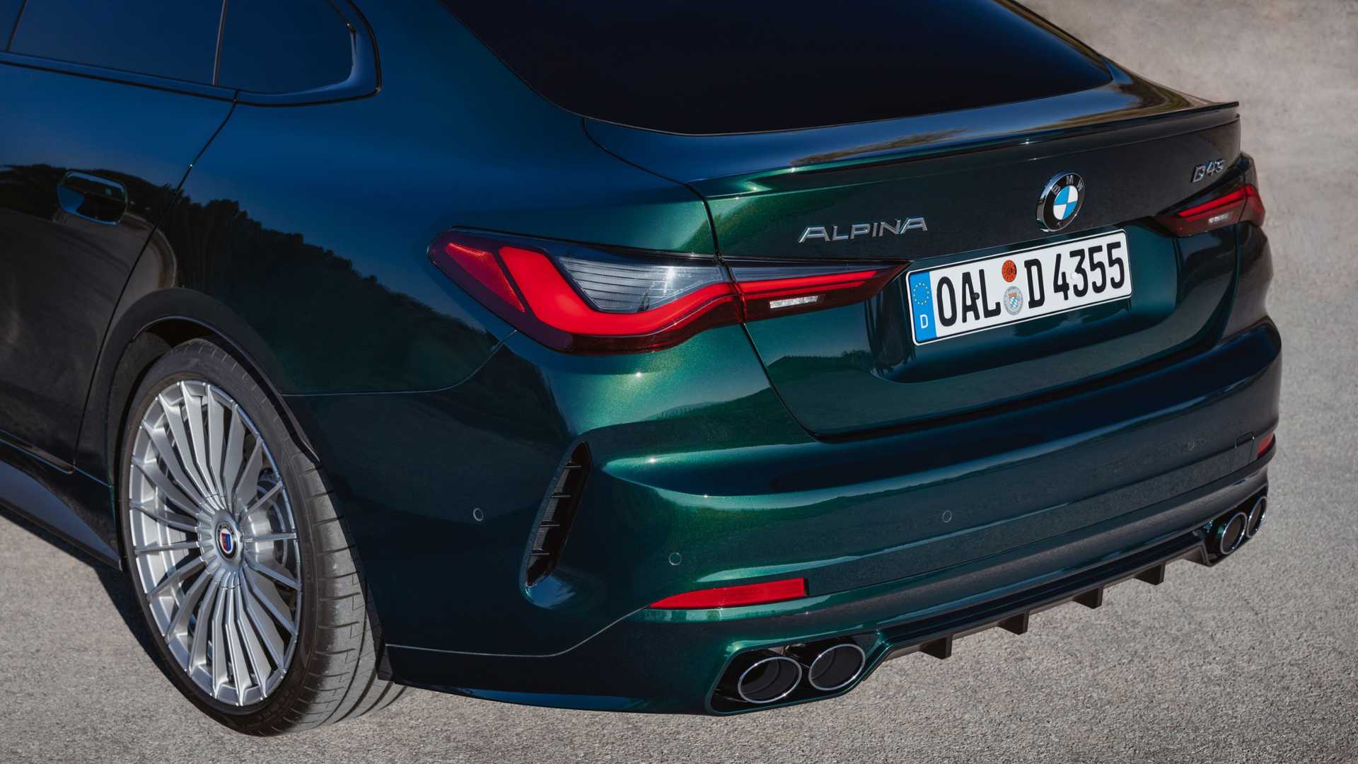 سيارة-البينا-D4-S-Gran-Coupe
