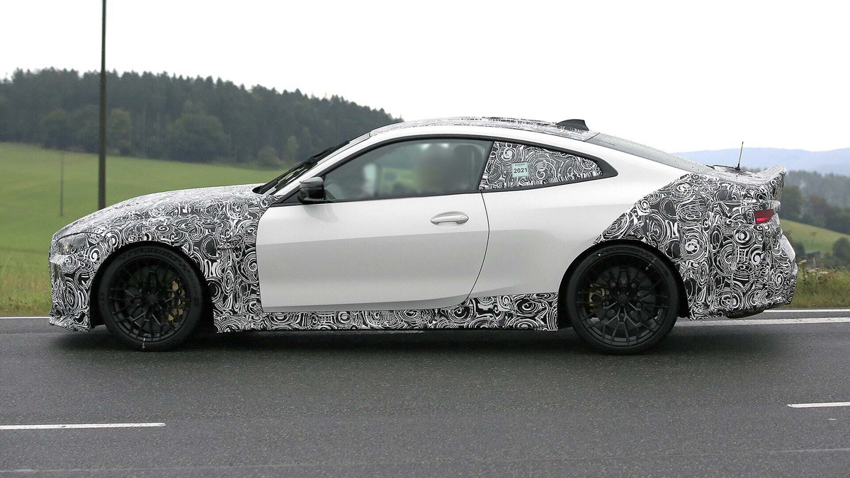 بي-ام-دبليو-M4-CSL