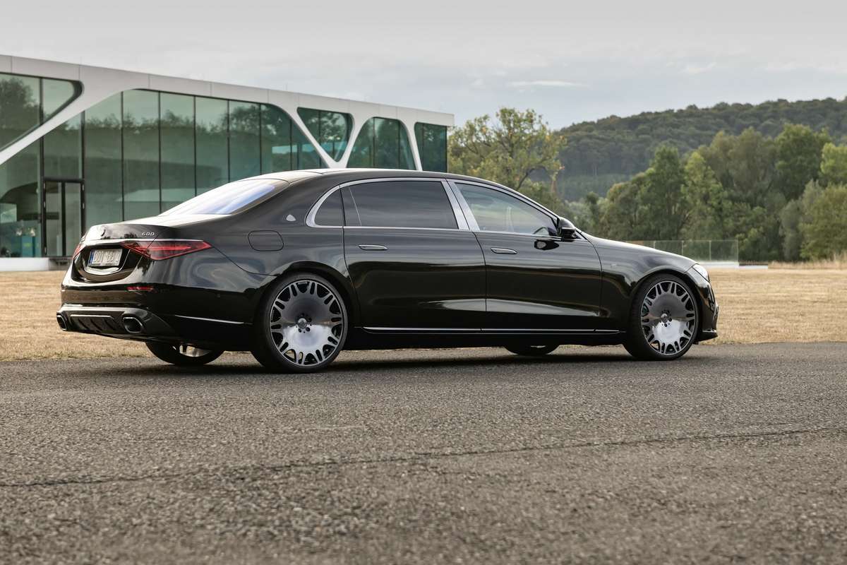 سيارة-مرسيدس-مايباخ-S580-برابوس