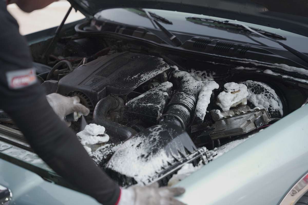 العناية بالبطارية