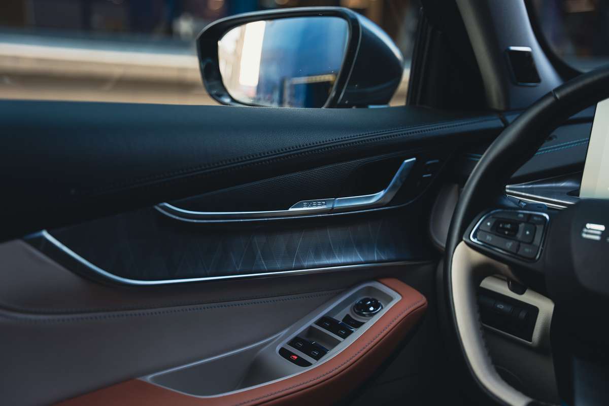 Exeed interior