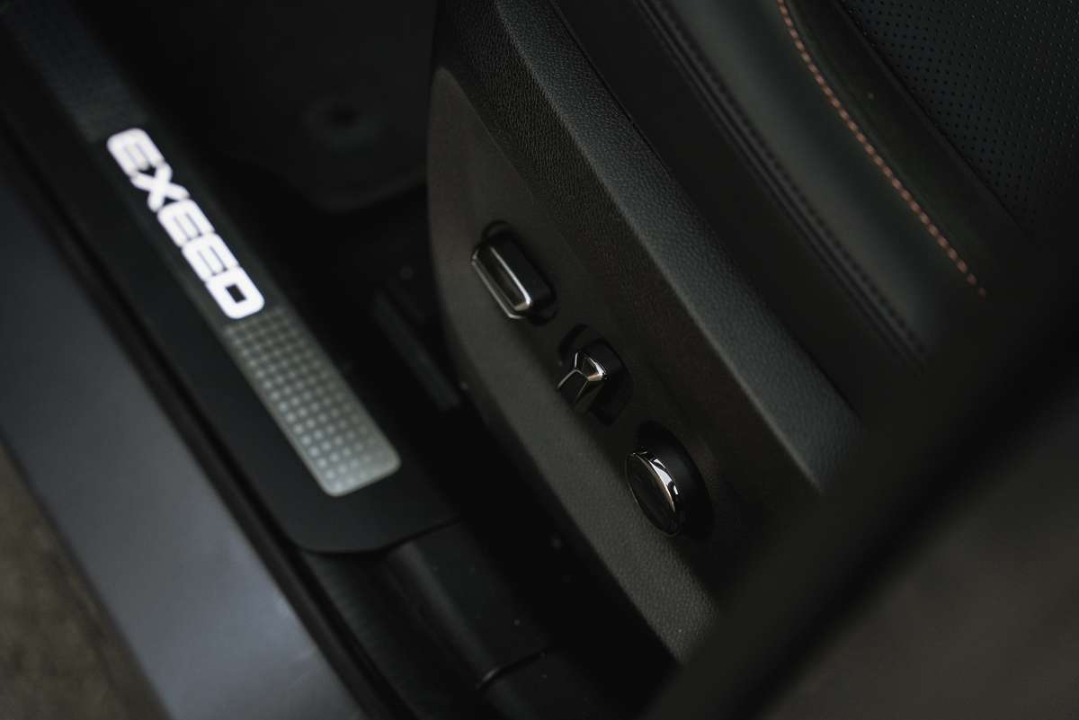 exeed-txl-seats