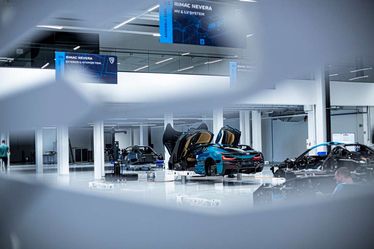 /first_production_rimac_nevera
