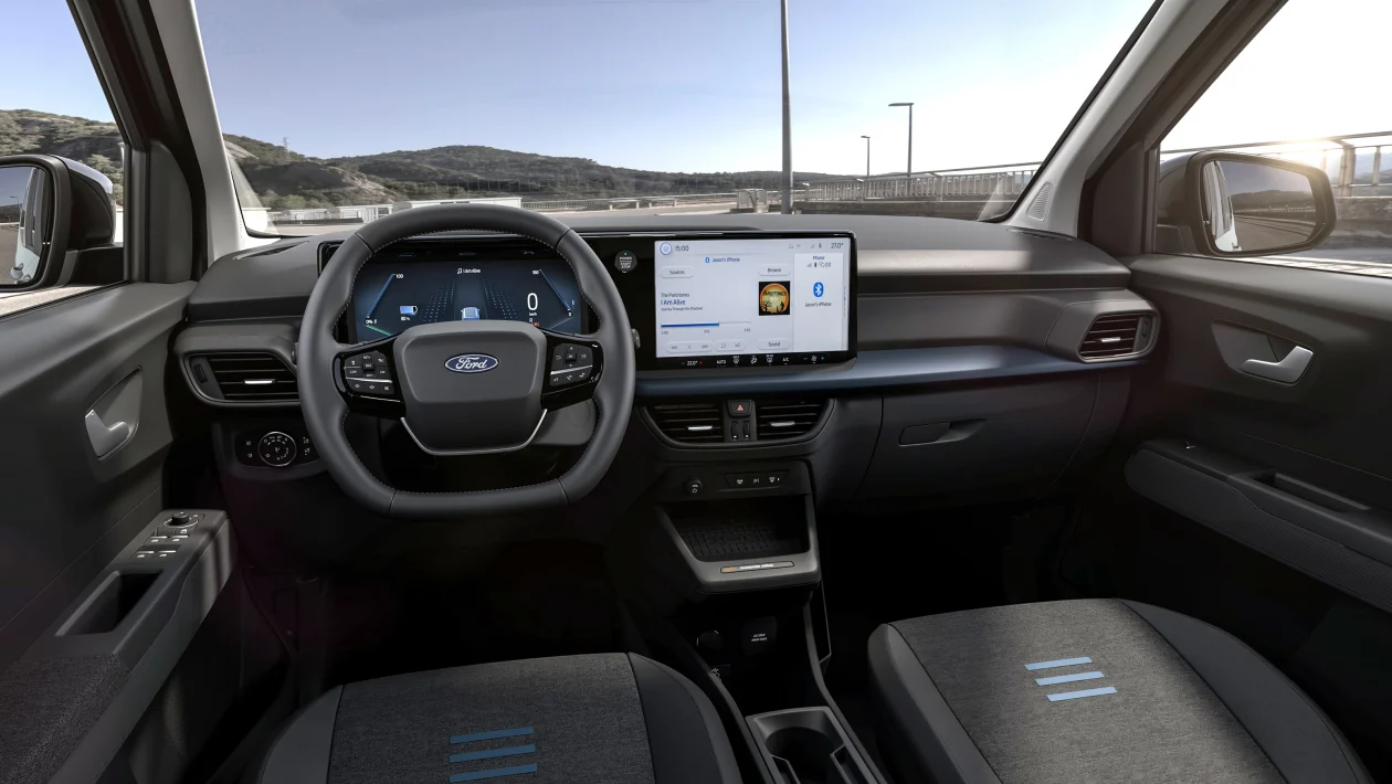 ford-e-tourneo-courier-interior