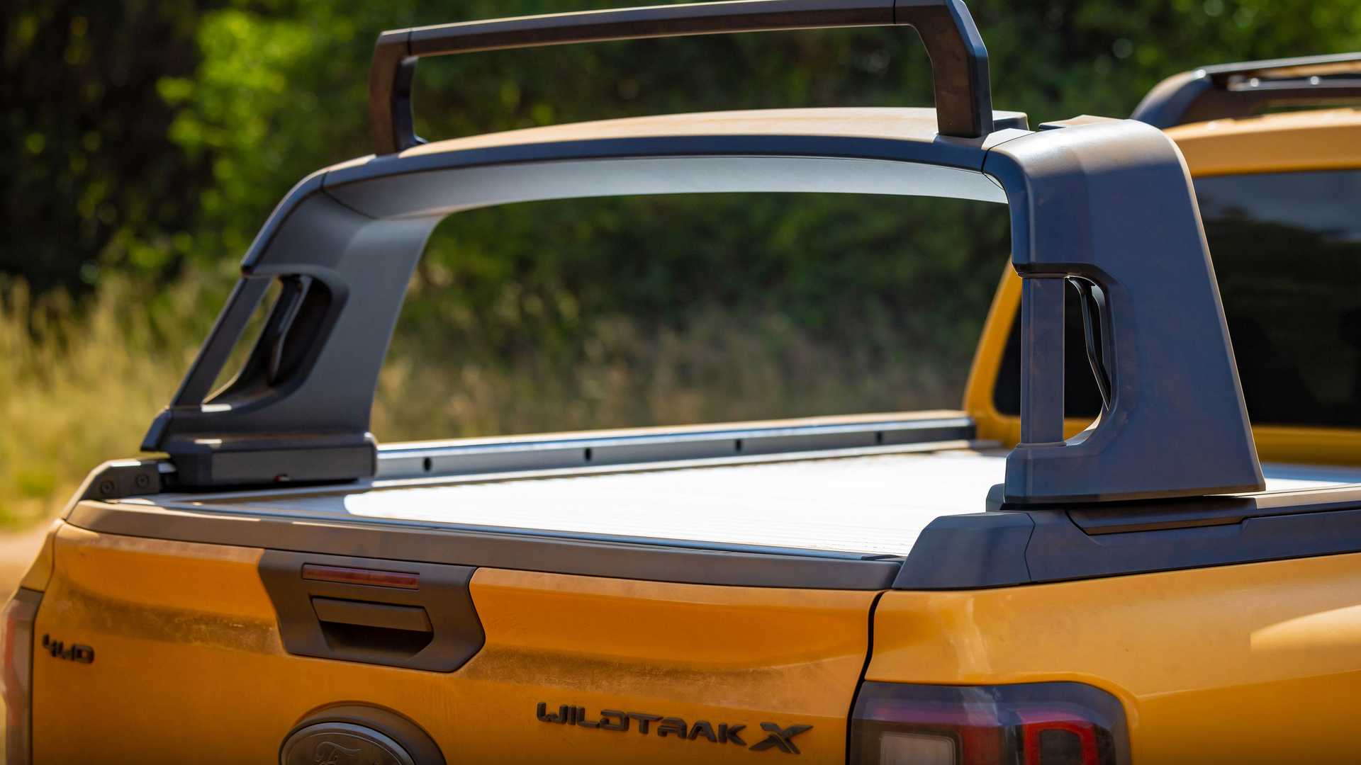 جزء علوي فورد رنجر Wildtrak X 