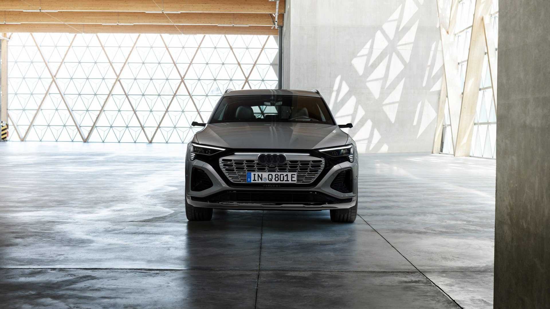 أودي Q8 E-Tron شكل
