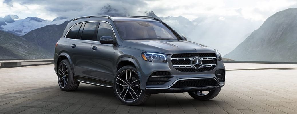 mercedes-gls-2023