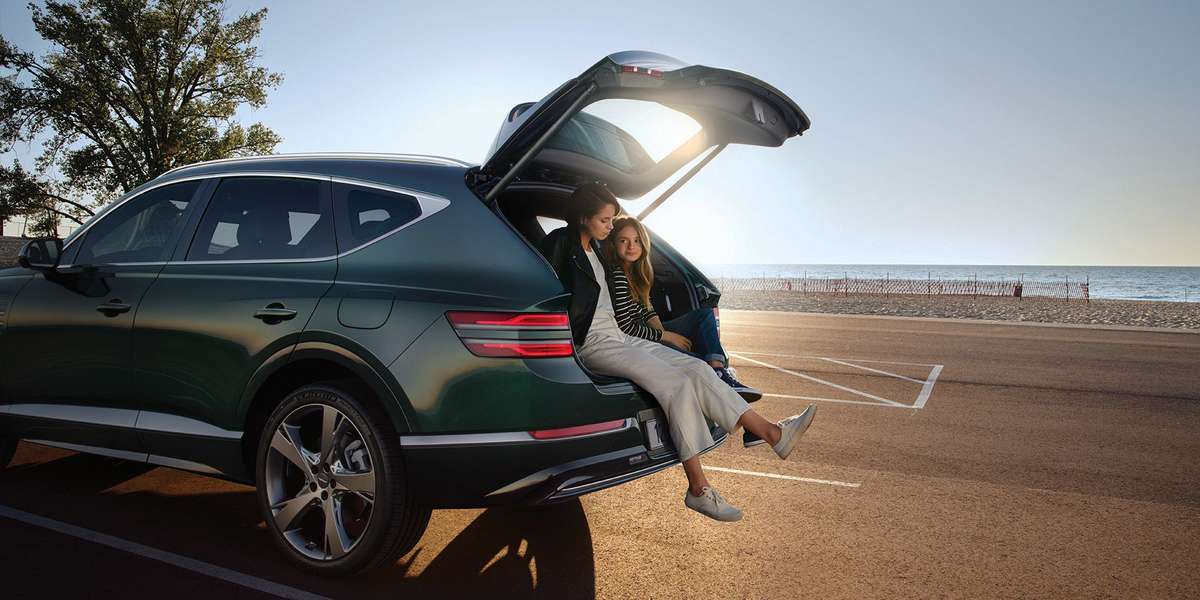 التكنولوجيا المتطورة في سيارة جينيسيس GV80 2023