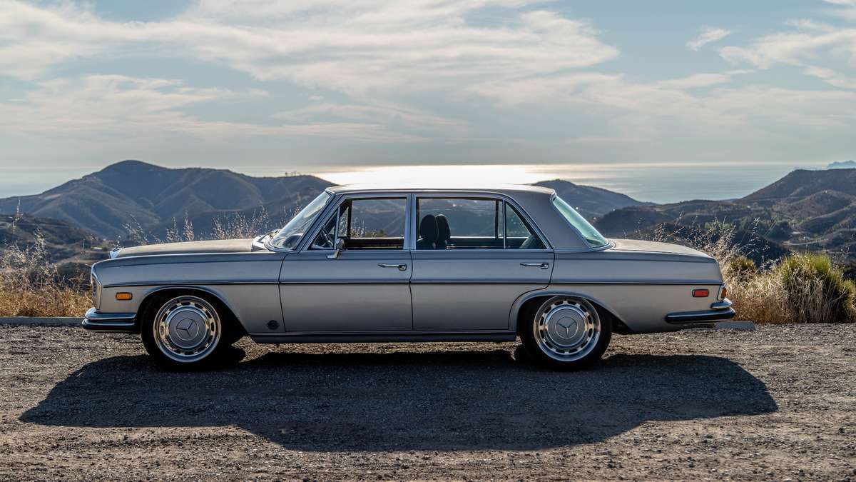 مرسيدس 300 SEL 1971 تصميم